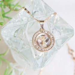 Medalla redonda Divino Niño y Cadena Gucci