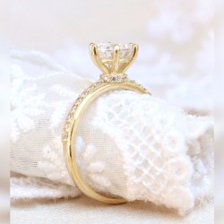 Anillo de Compromiso «CORONA DEL AMOR» Oro 10K