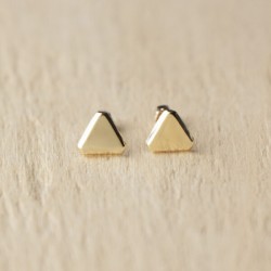 Broquel «TRIANGULO LISO» Oro 10k